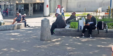 Alko-Szene Floridsdorf: Obdachlose "erobern" Bahnhof