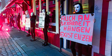 Prostituierten-Demo für Sexarbeit trotz Corona