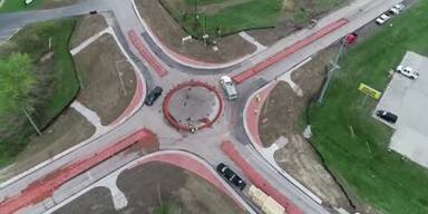 20210505_66_543021_They_added_a_roundabout_in_rural_eastern_Kentucky_Here_is_an_example_of_how_NOT.jpg
