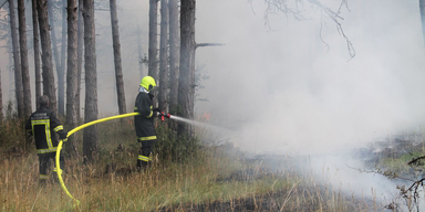 Brand auf Bundesheer-Gelände: 30 Feuerwehren im Einsatz