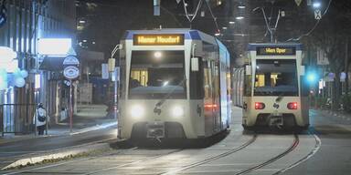 Badner Bahn befördert jetzt am Wochenende auch Nachtschwärmer