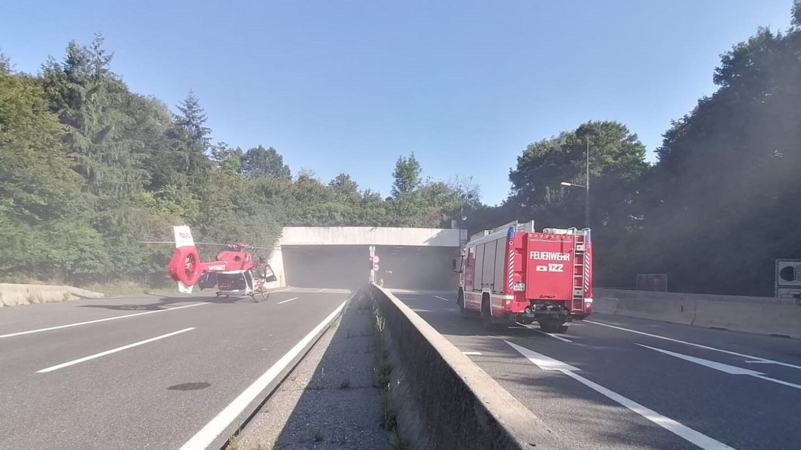 Feuer Nach Lkw-Crash: Schwerer Unfall In Tauernautobahn-Tunnel - Oe24.at