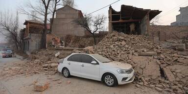Mindestens 116 Tote bei Erdbeben in China