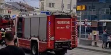 Nach Brand: Shoppingcenter in Simmering evakuiert