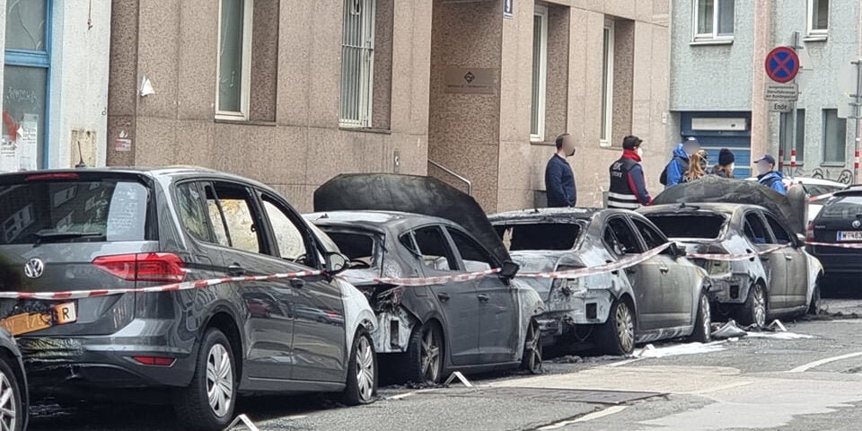 Nach Brandanschlag auf Polizei: Kopfgeld ausgesetzt!