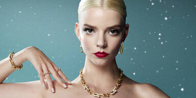 Anya Taylor-Joy und Tiffany & Co. bringen die Festtage zum Funkeln