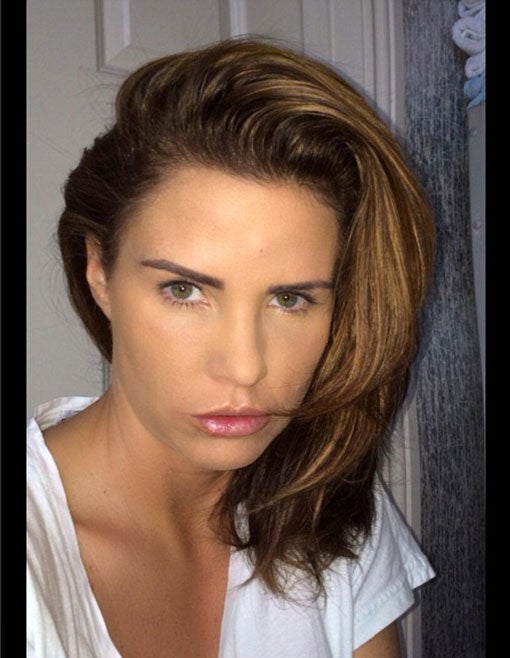 Katie Price: Ungeschminkt & ohne Extensions