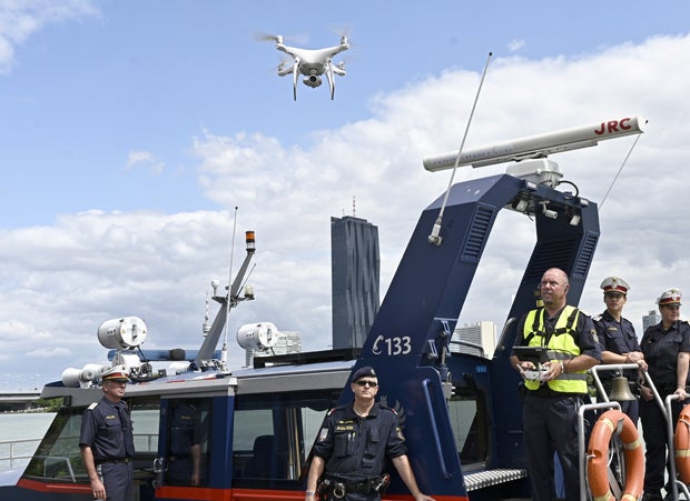 Pilotprojekt mit Polizei-Drohnen in Wien