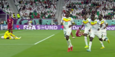 31 - Senegal siegt gegen WM-Gastgeber Katar.png