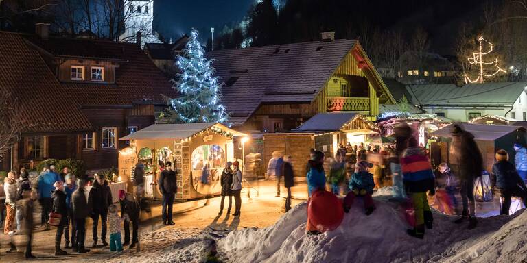 Von der Steiermark bis nach Tirol: Die schönsten Weihnachtsmärkte in den Bergen