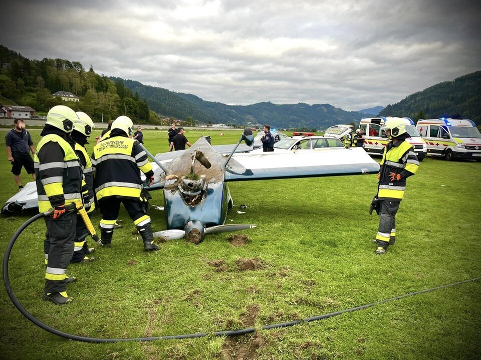 Kleinflugzeug überschlug sich beim Landen