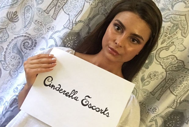 Wer wie viel für Katyas (19) Jungfräulichkeit bietet