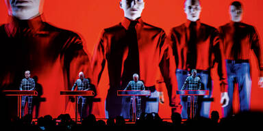 "Kraftwerk"-Marathon rockt das Burgtheater