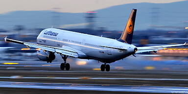 4.500 Lufthansa-Politen wollen mehr Geld