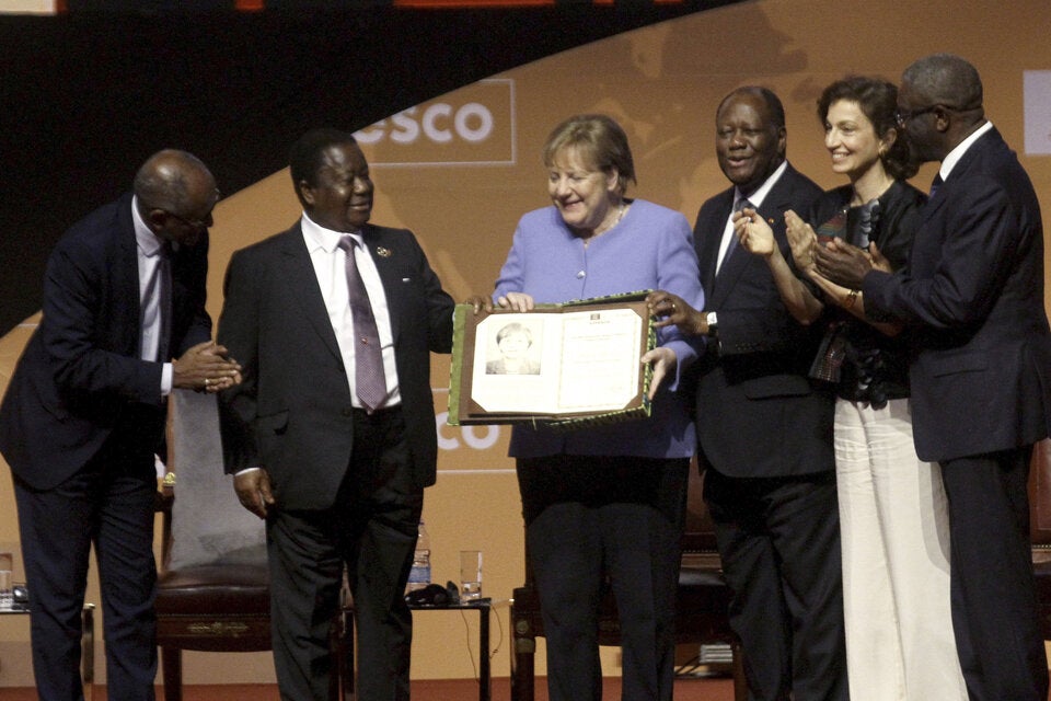 Merkel erhält Unesco-Friedenspreis für Flüchtlingspolitik