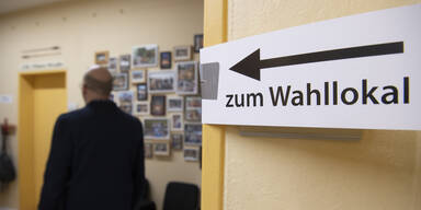 Wiederholungswahl Berlin -Wahllokale geöffnet