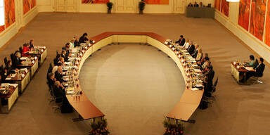 Fix: Das Parlament  zieht in die Hofburg