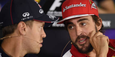 Alonso lässt Vettel zappeln