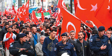 Illegale Türken-Demos kosten 57.000 Euro