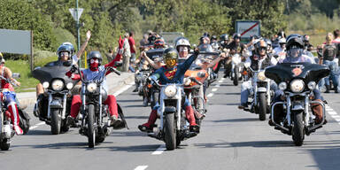 25.000 Bikes bei Harley-Parade