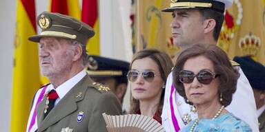 König Juan Carlos, Prinzessin Letizia, Kronprinz Felipe und Königin Sofia von Spanien