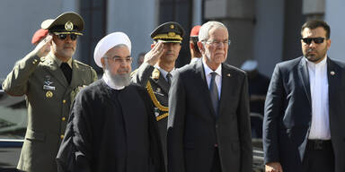 Irans Präsident abseits der Proteste in Wien empfangen