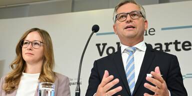 Staatssekretärin Claudia Plakolm (ÖVP) und Finanzminister Magnus Brunner (ÖVP)