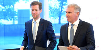 Lufthansa-Chef Carsten Spohr und AUA-Chef Alexis von Hoensbroech
