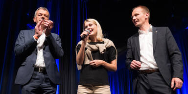 Georg Willi (die Grünen), Elli Mayr (SPÖ) und Hannes Anzengruber (Ja - Jetzt Innsbruck)