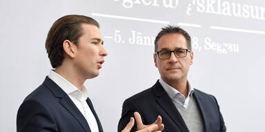 APAREGIERUNGSKLAUSUR-KURZ--.jpg