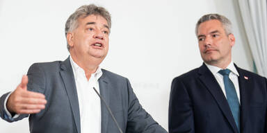 Werner Kogler (Grüne) und Karl Nehammer (ÖVP)