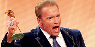 Arnie: Irre Show bei Verleihung