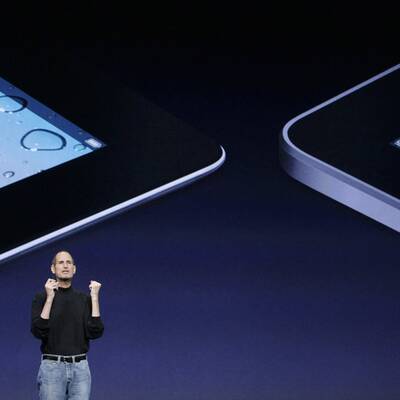 Steve Jobs präsentiert iPad 2