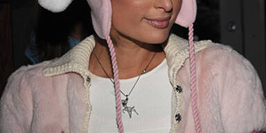 Paris Hilton: Vom rosa Bunny zum schwarzen Vamp