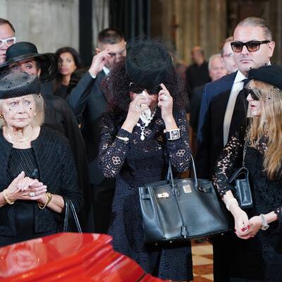 Die Bilder zur Trauerfeier von Richard Lugner
