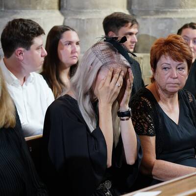 Die Bilder zur Trauerfeier von Richard Lugner