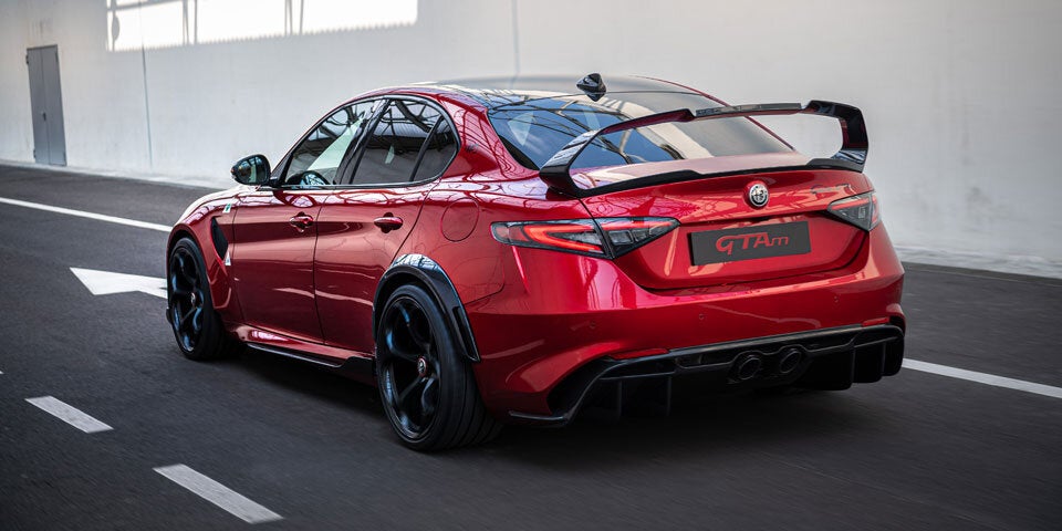 Alfa greift mit 540 PS starker Giulia GTA an