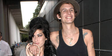 Amy Winehouse & Blake Fielder-Civil