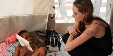 Jolie auf Hilfstour für Haiti