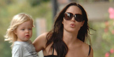 Angelina Jolie mit Tochter Shiloh KON