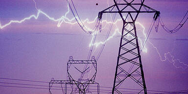 Blitz Starkstrom Stromleitung Hochspannungsleitung