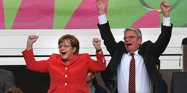 So jubelten Merkel und Gauck