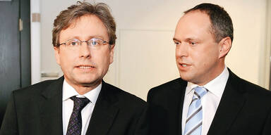 ORF-Generaldirektor Alexander Wrabetz (L.) und der  Kaufmännische Direktor des ORF Richard Grasl