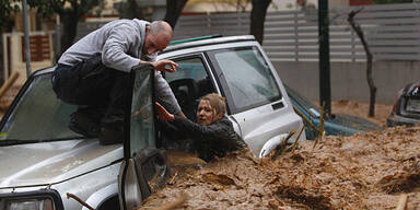 Verheerende Überschwemmungen in Athen