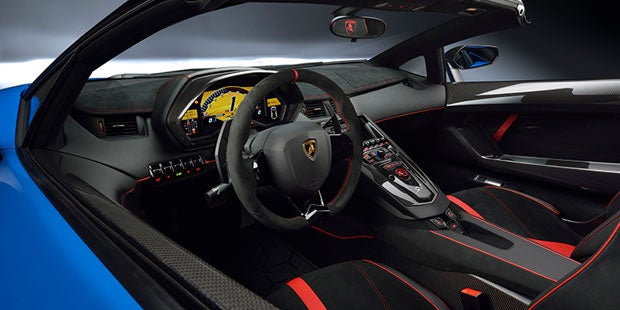 Aventador Superveloce auch als Roadster