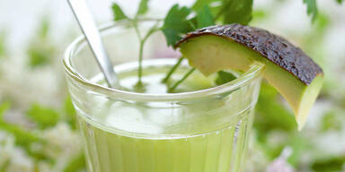 Limetten-Avocado-Saft