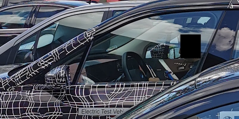 BMWs Elektro-Flaggschiff als Erlkönig in Wien erwischt