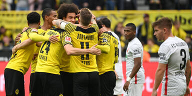 Dortmund feiert 2:1-Pflichtsieg gegen Augsburg