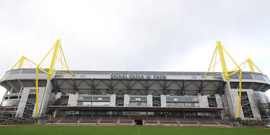 Bomben-Alarm! Dortmund-Stadion geräumt