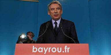 Bayrou will für Hollande stimmen
